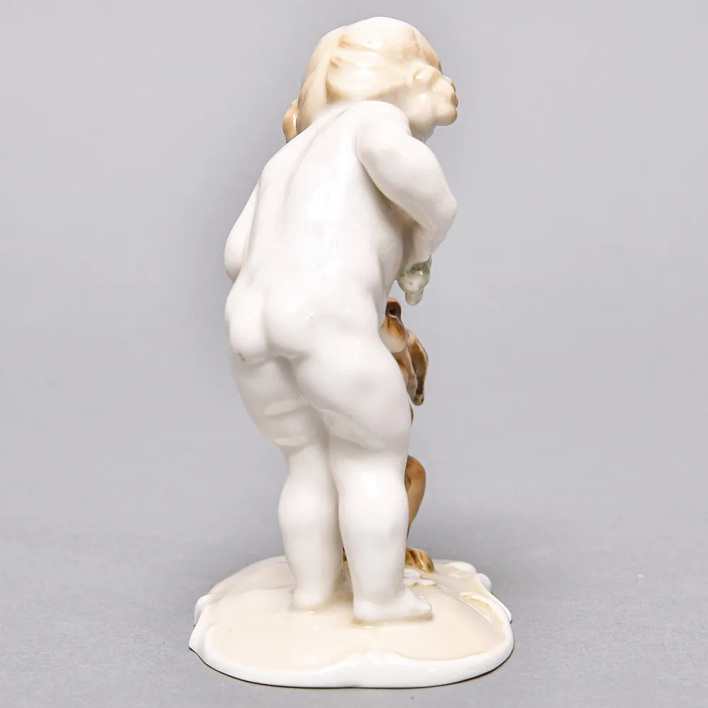 Коллекционная Фарфоровая статуэтка «Девочка и кролик», Hutschenreuther Германия,1955 - 1968 годы.