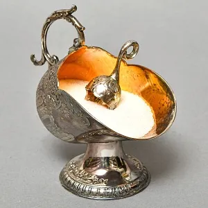 Винтажная Металлическая Сахарница с совочком, Silverplated, Англия середина ХХ века.