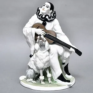 Антикварная Фарфоровая статуэтка «Пьеро с гитарой и пудель», Rosenthal Германия - 1924 год. 