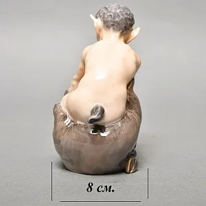 Коллекционная Фарфоровая статуэтка «Фавн с медведем», Royal Copenhagen Дания - 1968 год. 