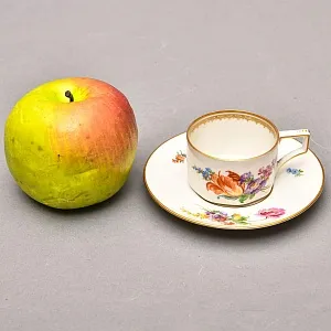 Антикварная Кофейная пара «Букет с тюльпаном», Фарфор Moschendorf AG Германия, 1910 - 1935 годы. 