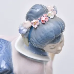 Редкость!!! Коллекционная Фарфоровая Статуэтка «Мичико. Японская девушка с корзиной цветов», Lladro Испания.