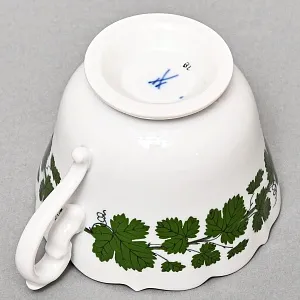 Классическая Кофейная пара «Виноградная лоза», Фарфор, MEISSEN Германия, первая половина ХХ века.