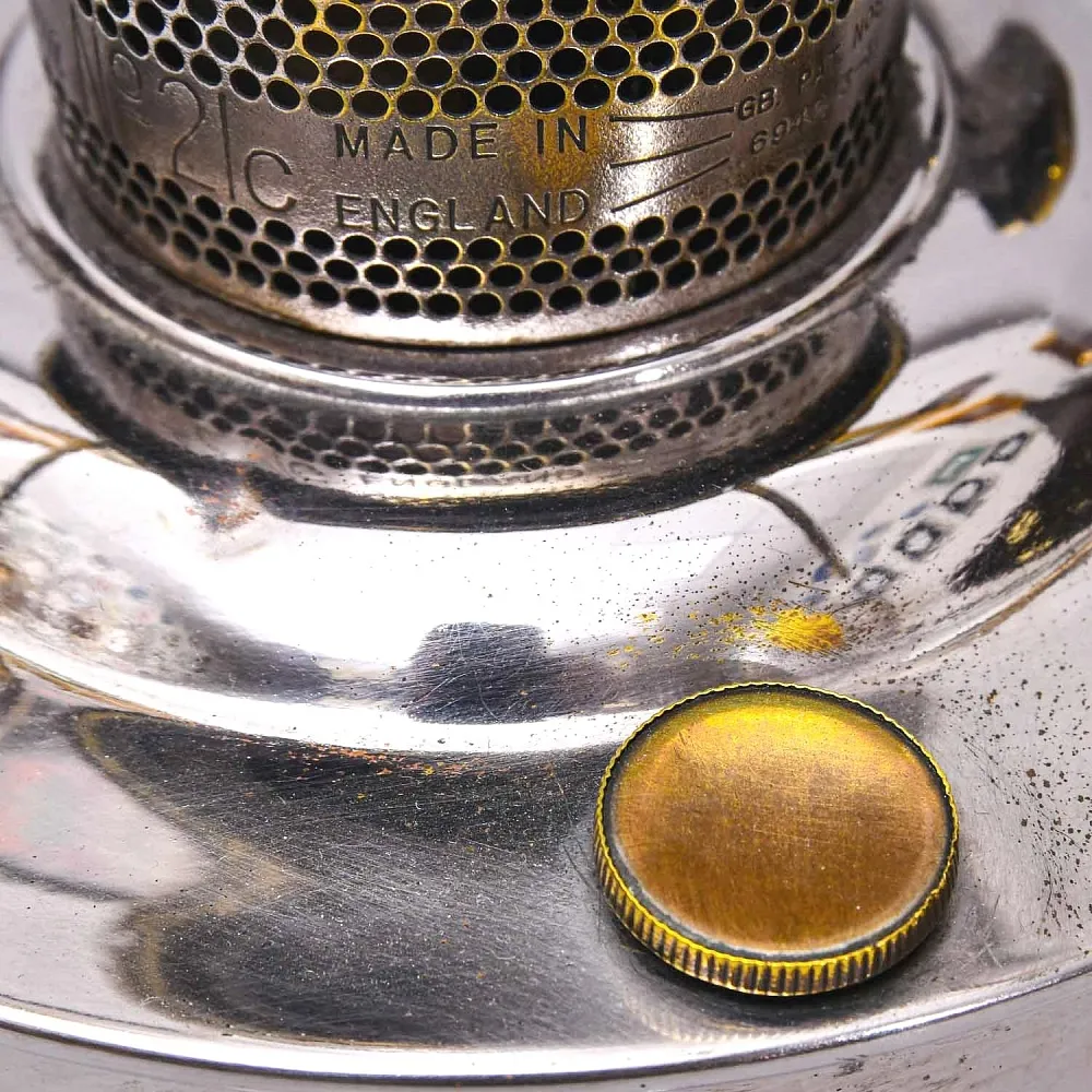 Редкость!!! Винтажная Керосиновая Лампа с Матовым Стеклянным Плафоном «Aladdin» Англия 50гг.