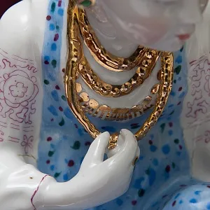 Авторская Фарфоровая статуэтка «Малахитовая шкатулка», СССР Дулево, 50-е года.