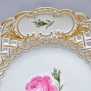 Антикваное Фарфоровое Блюдо - Тарелка «РОЗА»,  MEISSEN Германия, первая половина ХХ века.