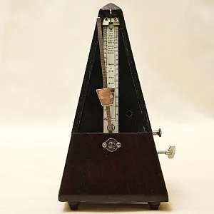 Старинный Механический Метроном в деревянном корпусе, System MAELZEL Германия - 50 гг.