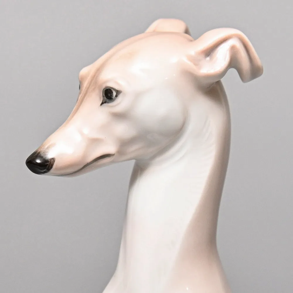 Антикварная Фарфоровая статуэтка «Собака. Левретка», Rosenthal Германия, 1929 год.  