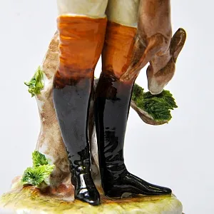 Коллекционная Фарфоровая статуэтка «Охотник с трофеем», Scheibe - Alsbach Германия 1952 - 1972 годы.