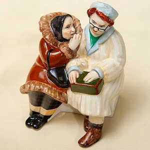 Авторская Коллекционная Фарфоровая Статуэтка «Кумушки», Россия.