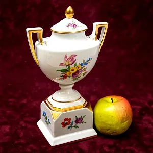 Коллекционный Фарфоровый Вазон - Ваза, Hutschenreuther Hohenberg, Германия первая половина ХХ века.