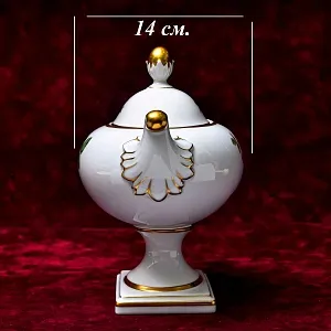 Коллекционная Фарфоровая Вазон - Ваза с крышкой «Мускусная Роза», KAISER, Германия - 1979 год.