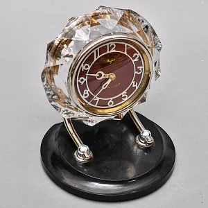 Легендарные Механические Настольные Часы «МАЯК» в хрустальном корпусе - СССР - 1965 год.