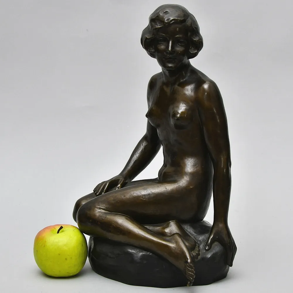 Большая Фарфоровая Статуэтка «Обнаженная Девушка», Otto Poertzel Германия, первая половина ХХ века.