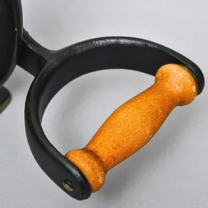 Винтажная Ручная Механическая Хлеборезка - Слайсер - Нож, RAADVAD Дания, середина ХХ века.