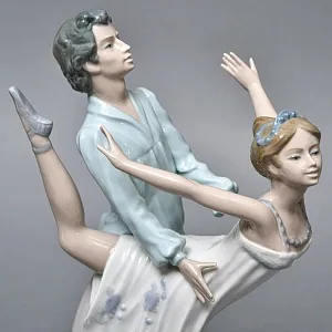 Коллекционная Фарфоровая статуэтка «Балетная пара. Танец», Nao by Lladro Испания, 80-е гг.