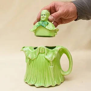 Редкость! Коллекционный Заварочный Чайник «LITTLE OLD LADY», Фаянс Англия нач. ХХв.