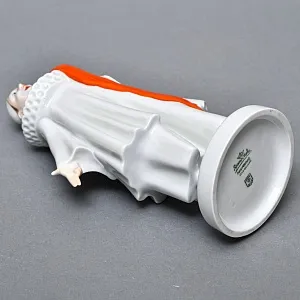 Антикварная Фарфоровая статуэтка «Поющий Пьеро», ROSENTHAL Германия - 1918 год.