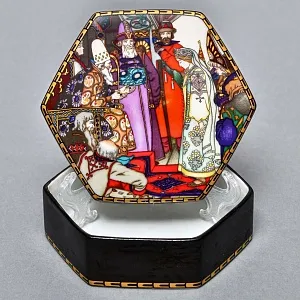 Коллекционная Фарфоровая шкатулка «СНЕГУРОЧКА» из серии «Русские Сказки"», VIlleroy&Boch Германия.