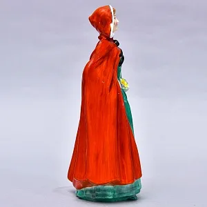 Коллекционная Фарфоровая статуэтка «Джин. Девушка в зеленом платье», Royal Doulton Англия.