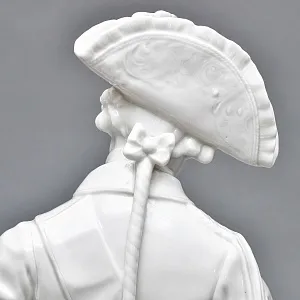 Антикварная Фарфоровая статуэтка «Старый Фриц. Король Пруссии Фридрих II с собаками»,  Volkstedt Германия.