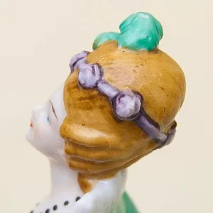 Редкость!!! Фарфоровая Шкатулка - Статуэтка «Дама в зеленом платье». SITZENDORF Германия