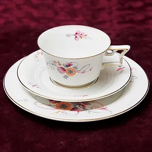 Чайный сервиз «TIRANA» на 4-е персоны Фарфор Розенталь / Rosenthal Германия -1930 год.