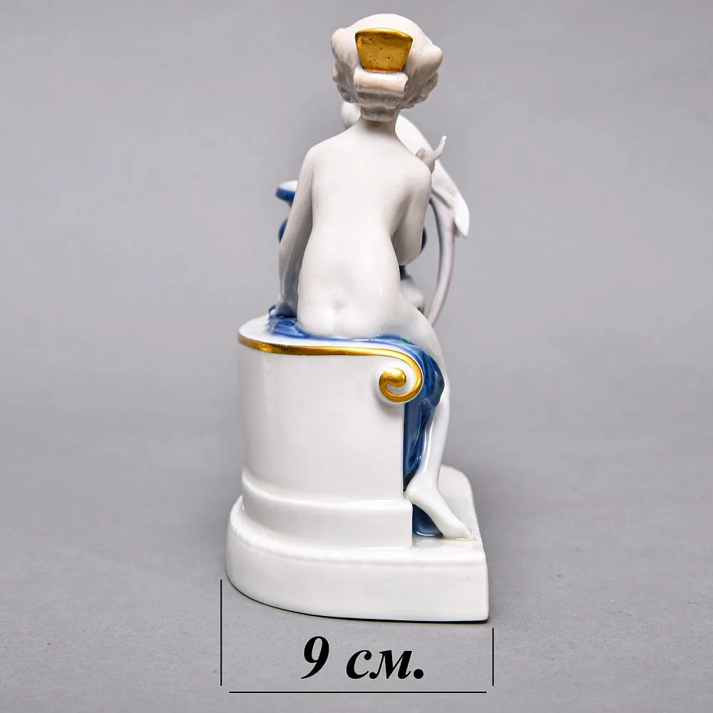 Антикварная Фарфоровая статуэтка «Обнаженная девушка и попугай», ROSENTHAL Германия - 1924 год.