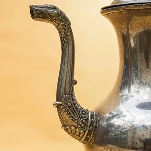 Большой Антикварный Оловянный Кофейник на 2 литра. Бельгия,  середина ХIХ века.