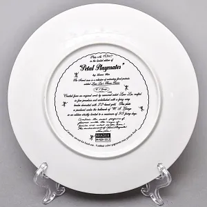 Коллекционная Тарелка «Лепестковая феерия» Фарфор W.J.GEORGE США -1993 год.