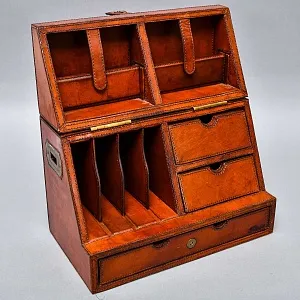 Редкость! Эксклюзивный Кабинетный Настольный Набор Четыре Предмета «БЮРО», Кожа Flamant, Бельгия.