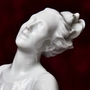 Редкость! Коллекционная Фарфоровая Статуэтка «Девушка и Собака», ROSENTHAL Германия -1944 год.