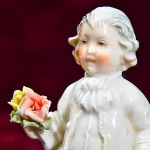 Парные Фарфоровые Статуэтки «Дети - Цветы для Мамы», Карл Энс / Karl Ens, Германия, 30-е гг.