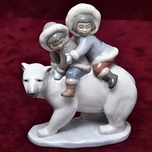 Коллекционная Фарфоровая статуэтка «Эскимосские наездники», Lladro Испания, 1986 - 2019 годы.
