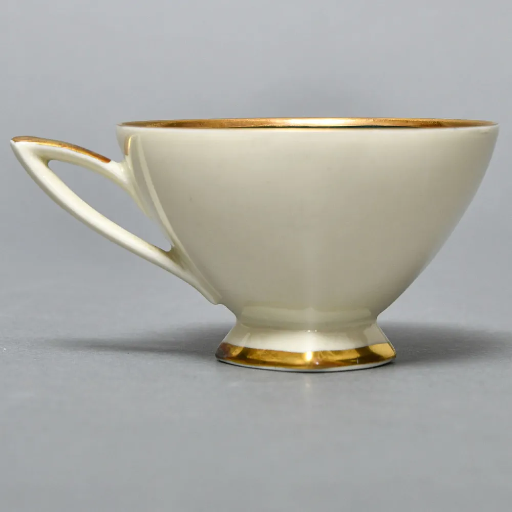 Коллекционная Фарфоровая Кофейная пара «Изумрудная роскошь», Kaiser Германия, 1938 - 1956 годы.