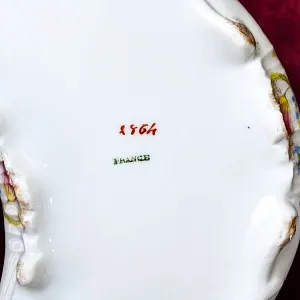 Антикварная Фарфоровая Шкатулка - Бонбоньерка «Летние мотивы». Франция начало ХX века.