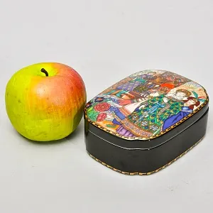 Коллекционная Фарфоровая Шкатулка «ЖАР-ПТИЦА» из серии «Русские Сказки», VIlleroy&Boch Германия.