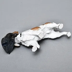 Коллекционная статуэтка «ОХОТНИЧЬЯ СОБАКА. Спрингер-спаниель с уткой», Фарфор ROSENTHAL Германия. 