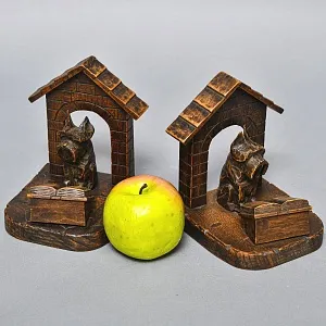 Авторские Деревянные Букенды - Держатели - Подставка для книг «Учёные Терьеры», Германия, 60-е гг.