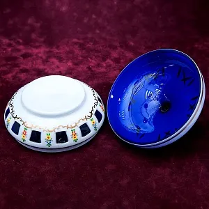 Стеклянная Шкатулка «Цветочная Нежность»  LAUSITZER GLASWERKE Германия - 50-70е гг.