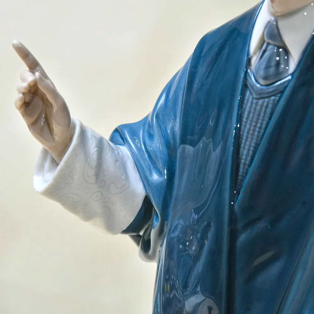 РЕДКОСТЬ! Большая Коллекционная Фарфоровая статуэтка «Юрист» Lladro, Испания - 1974 год.