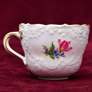 Коллекционая Кофейная пара «Цветочная россыпь», Фарфор MEISSEN / МЕЙСЕН Германия.