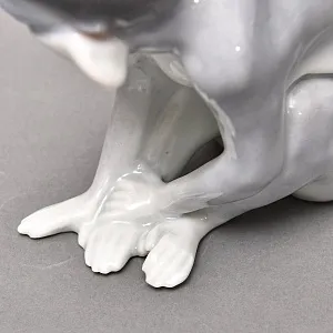 Антикварная Фарфоровая статуэтка «ОБЕЗЬЯНА», Karl Ens Германия, 1900 - 1919 годы.