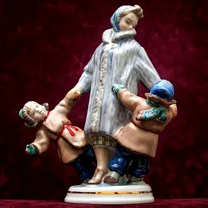 Коллекционная Фарфоровая статуэтка «Близнецы», ДФЗ Дулево Россия, конец ХХ века. 