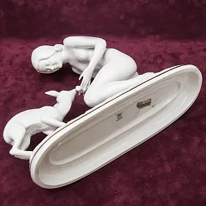 Редкая Фарфоровая Статуэтка «Девушка с Олененком», Hutschenreuther,  Германия -1955 год.