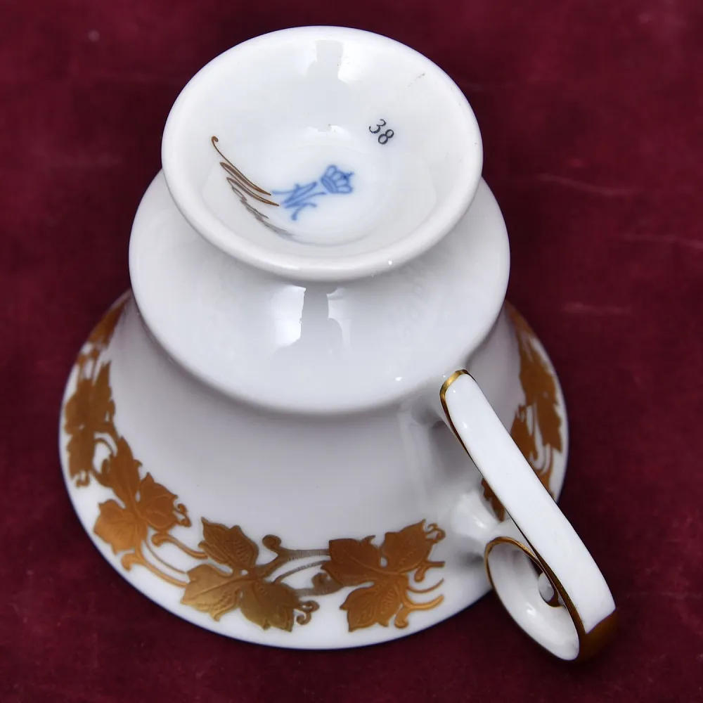 Коллекционная Кофейная Пара из коллекции «Motette», фарфор KAISER Германия, 1979 - 1990 годы.