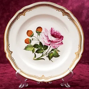 Коллекционная Тарелка - Блюдо «Роза и Клубника» Фарфор, SPODE Англия 70-е годы ХХ века..
