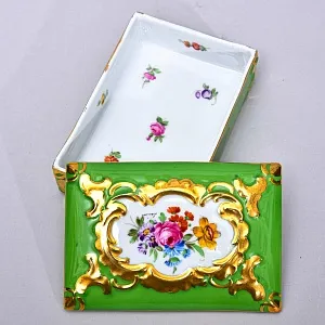 Винтажный Будуарный набор из 3-х предметов, Фарфор SP Dresden, Германия - 50гг.