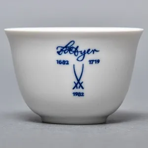 Набор Тет-а-Тет Две Фарфоровые Кофейные пары - пиалы с блюдцем MEISSEN Германия - 1982 год. 