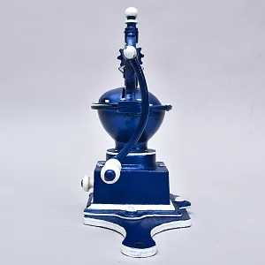 Антикварная Чугунная Ручная Механическая Кофемолка ELMA, Франция начало ХХ века.